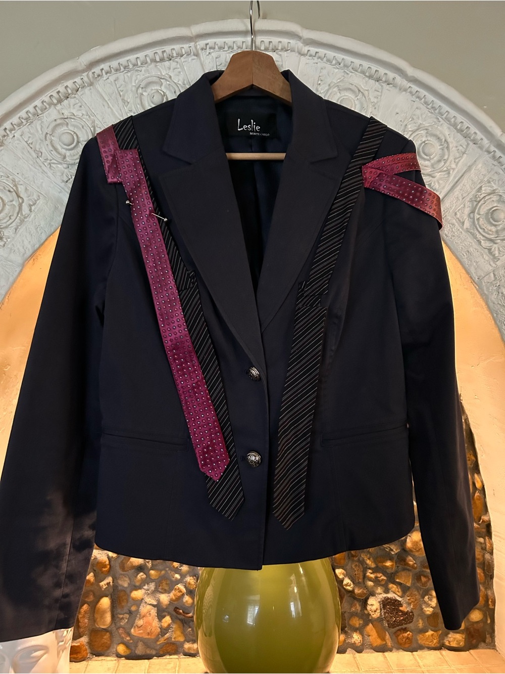 Leslie Monte Carlo Tie Blazer!